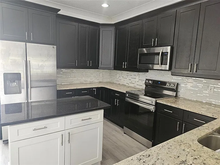 9153 Oak Fern Dr — Photo 8