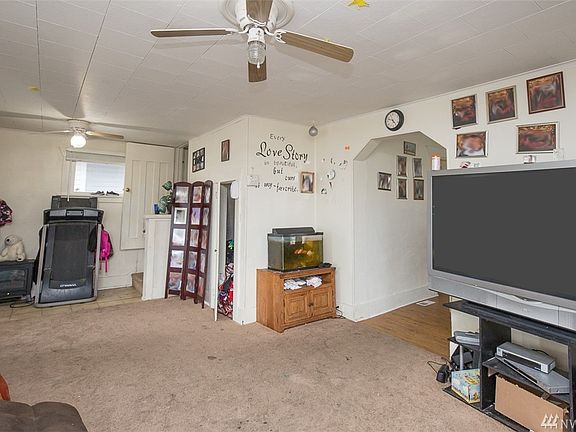 3rd image of 1741 4th St