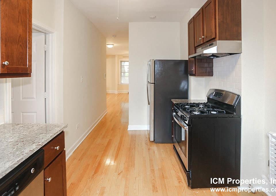 1st image of 1615 W Berteau Ave #1-F