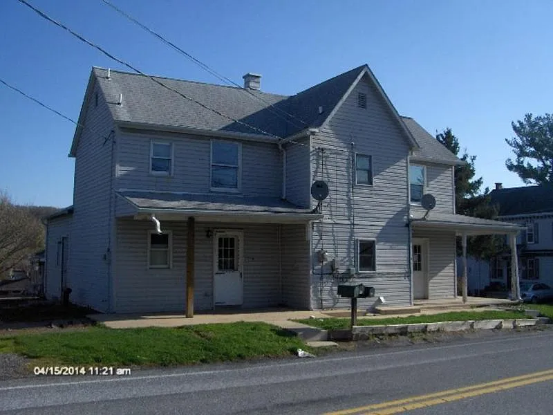771 Hopeland Rd photo 1