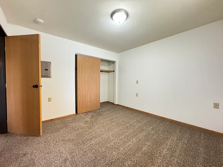 121 Colonial Dr #206 — Photo 6