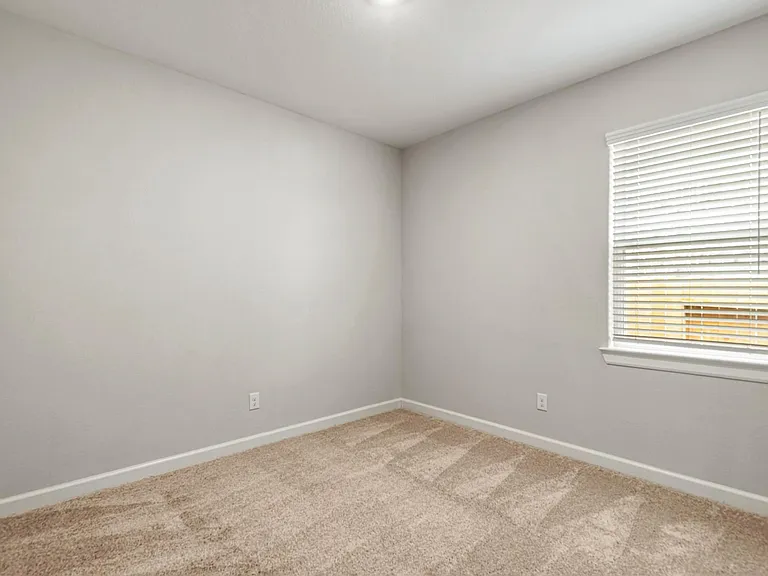 15658 Honey Cove Dr — Photo 16