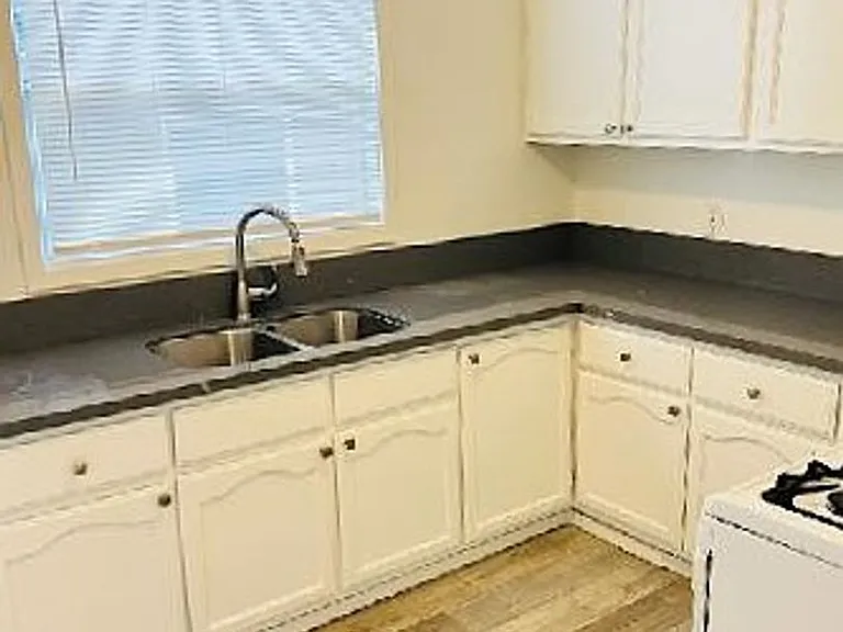 2715 San Marino St #6.5 — Photo 5