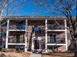 1 Walker Rd APT 1, North Andover, MA 01845