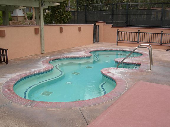 3rd image of 23777 Mulholland Hwy Space 25