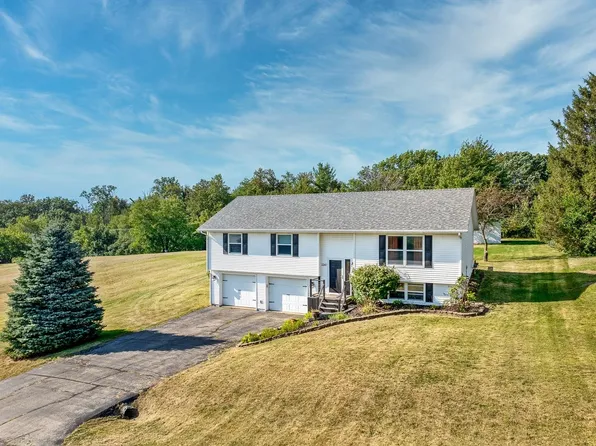 1241 Lake Summerset Rd, Davis, IL 61019