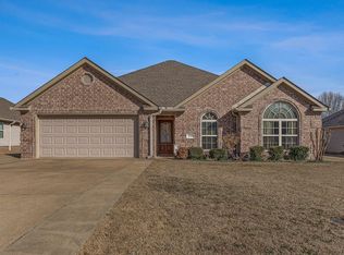 6044 Prairie Meadow Dr, Jonesboro, AR 72404