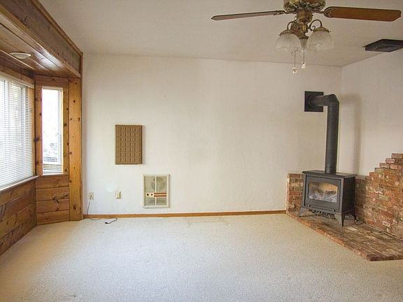 5th image of 3166 Cedar Ravine Rd