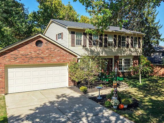 2nd image of 1077 Hawkstone Dr
