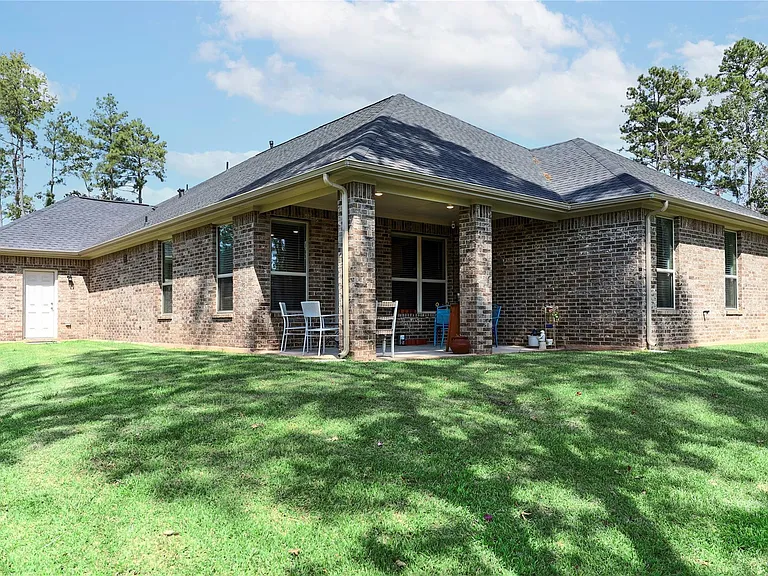 204 Golden Shiner Dr — Photo 34