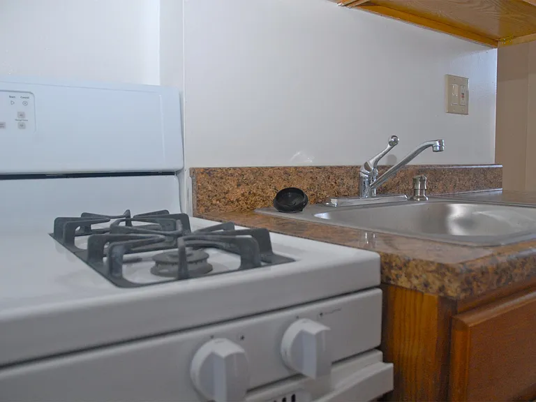 1130 Parkerapartment #103 — Photo 3