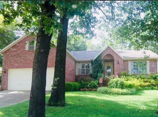 2715 E Hardy Ln, Fayetteville, AR 72703