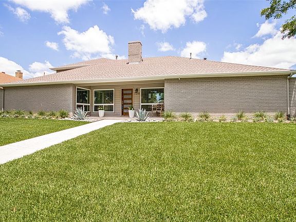 2nd image of 7215 Crooked Oak Dr