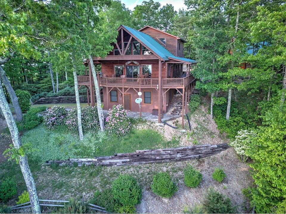1st image of 807 Cherokee Dr