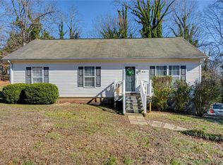 3715 Ribbon Ln, Winston Salem, NC 27107