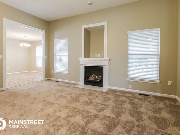 4th image of 8552 N Robinhood Ave