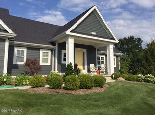 6271 Vickery Hill Ct SE, Grand Rapids, MI