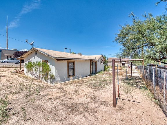 5th image of 351 S Gila St
