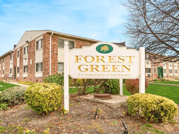 2449F Union Boulevard #12A, Islip, NY 11751