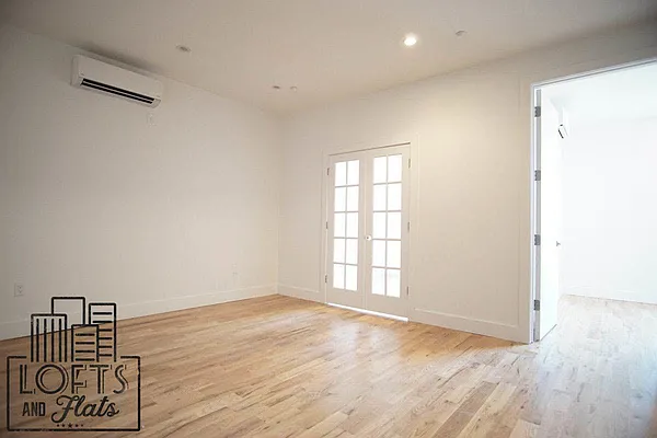 Rented by Lofts and Flats LLC | media 23