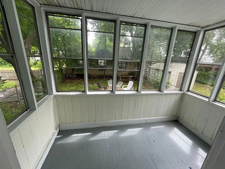52 Grove Ave — Photo 17