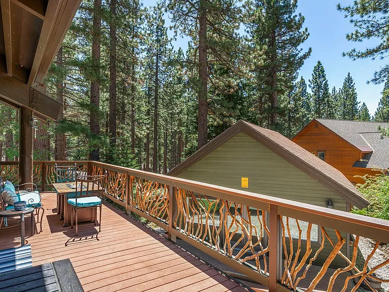 1091 Flume Rd — Photo 30