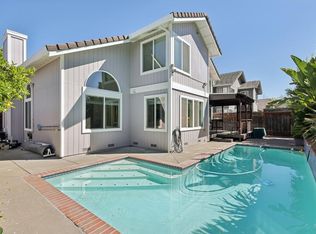 1422 Roman Dr, Rohnert Park, CA 94928