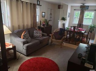 63 W Yaphank Rd, Medford, NY 11763