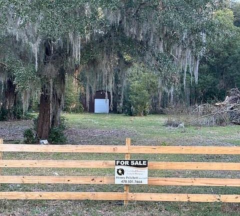 3rd image of 374 Sisco Rd