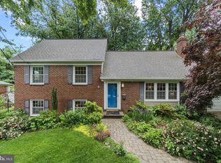 1937 Foxhall Rd, Mc Lean, VA 22101
