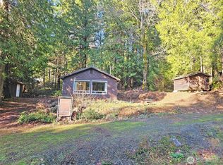 121 Bay View Avenue, Brinnon, WA 98320