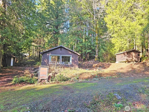 121 Bay View Avenue, Brinnon, WA 98320