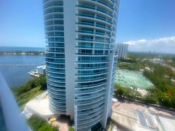 2nd image of 2101 Brickell Ave APT 1711