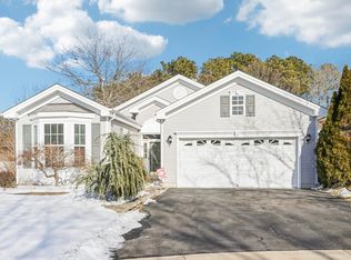 127 Newcastle Ct, Galloway, NJ 08205