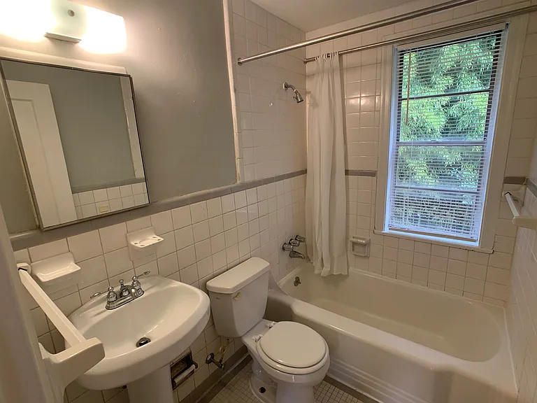 1691 Valley Ave — Photo 58