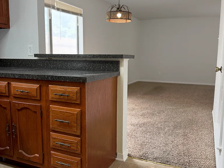 705 Gregg St #2 — Photo 8