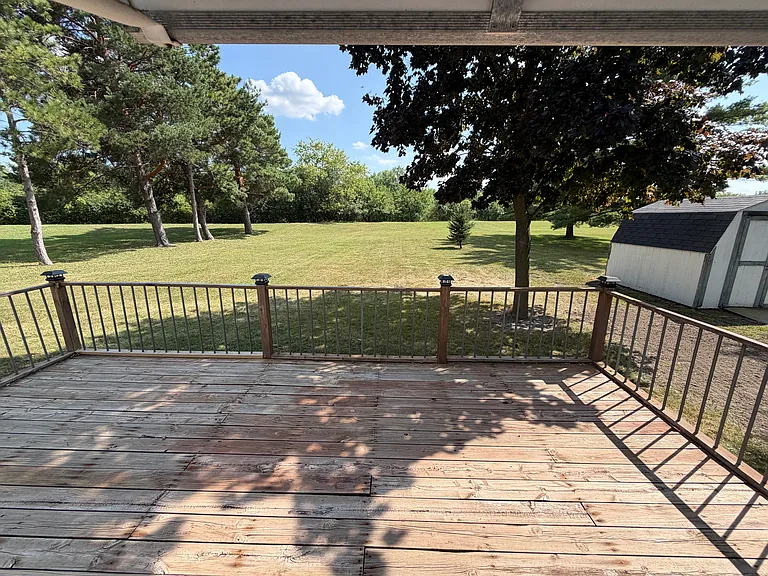 895 Schust Rd — Photo 9