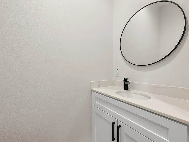 2309 Montopolis Dr #7 — Photo 24