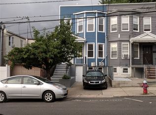 82 Beach St, Jersey City, NJ