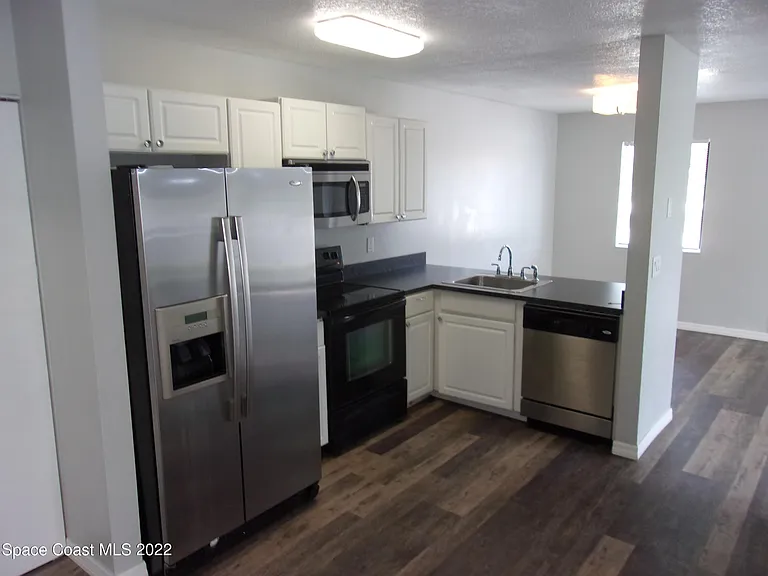 1050 N Fiske Blvd #406 — Photo 5