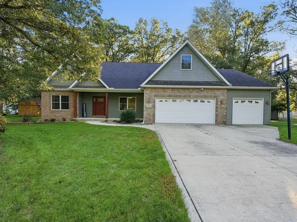 10485 Mattie Ln, Wheatfield, IN 46392