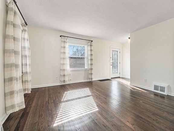 2nd image of 641 Dellwood Dr