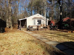 6 Ardmore Rd, Holland, MA 01521