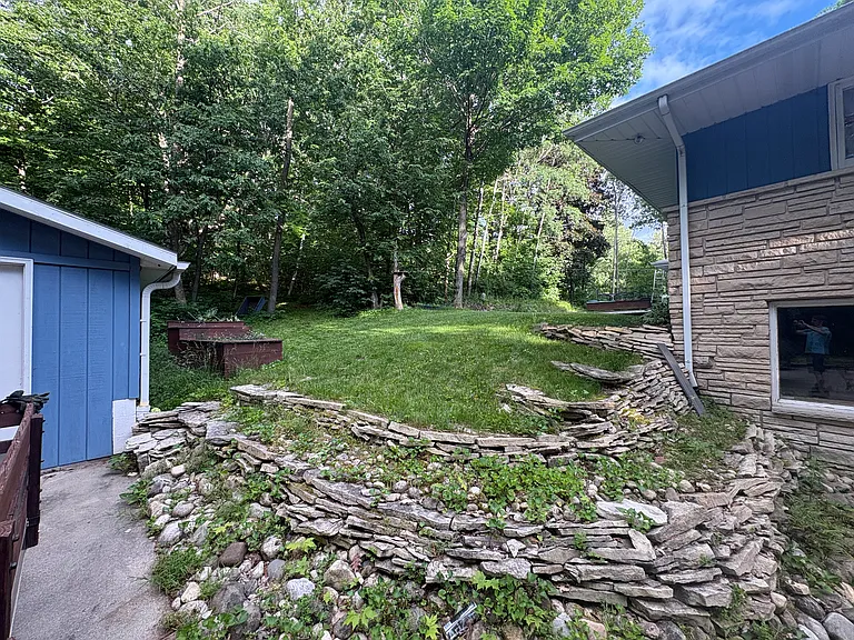 3580 Slinger Rd — Photo 12