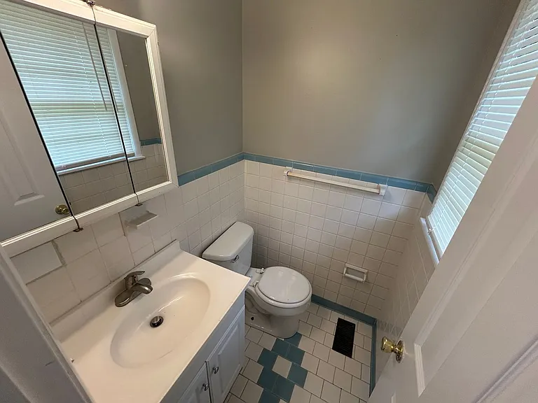 2508 Piney Branch Rd NW — Photo 10