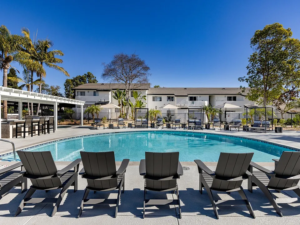 Waterleaf Apartment Homes