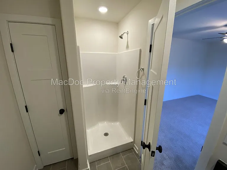 170 Forest Grove Rd — Photo 28