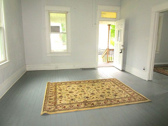 4th image of 1613 W Kettelle St