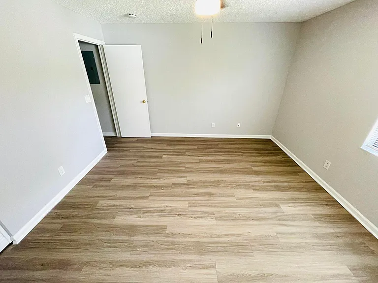 3797 Park Lane Villas Rd — Photo 10