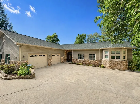 43 Markham Ter, Crossville, TN 38558